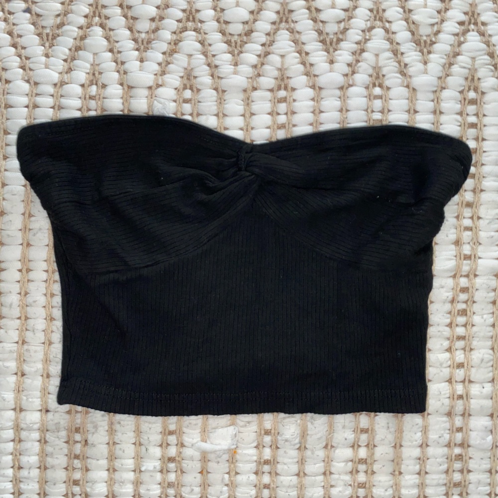 SHEIN Black Ribbed Strapless Top